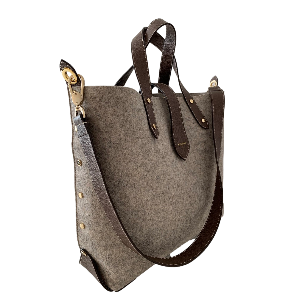 Vintage SACHA Brown Textured Alligator Leather Handbag For Sale at 1stDibs  | sacha handbag, sacha bag brand, aligator skin bag